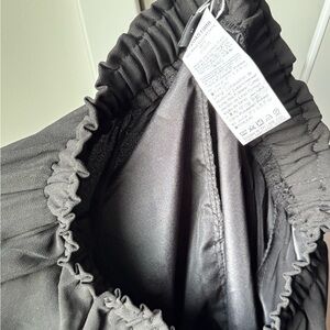 SHEIN Black Ruffled Skirt